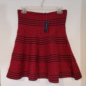 Max Edition Skirt Size M/L NWT